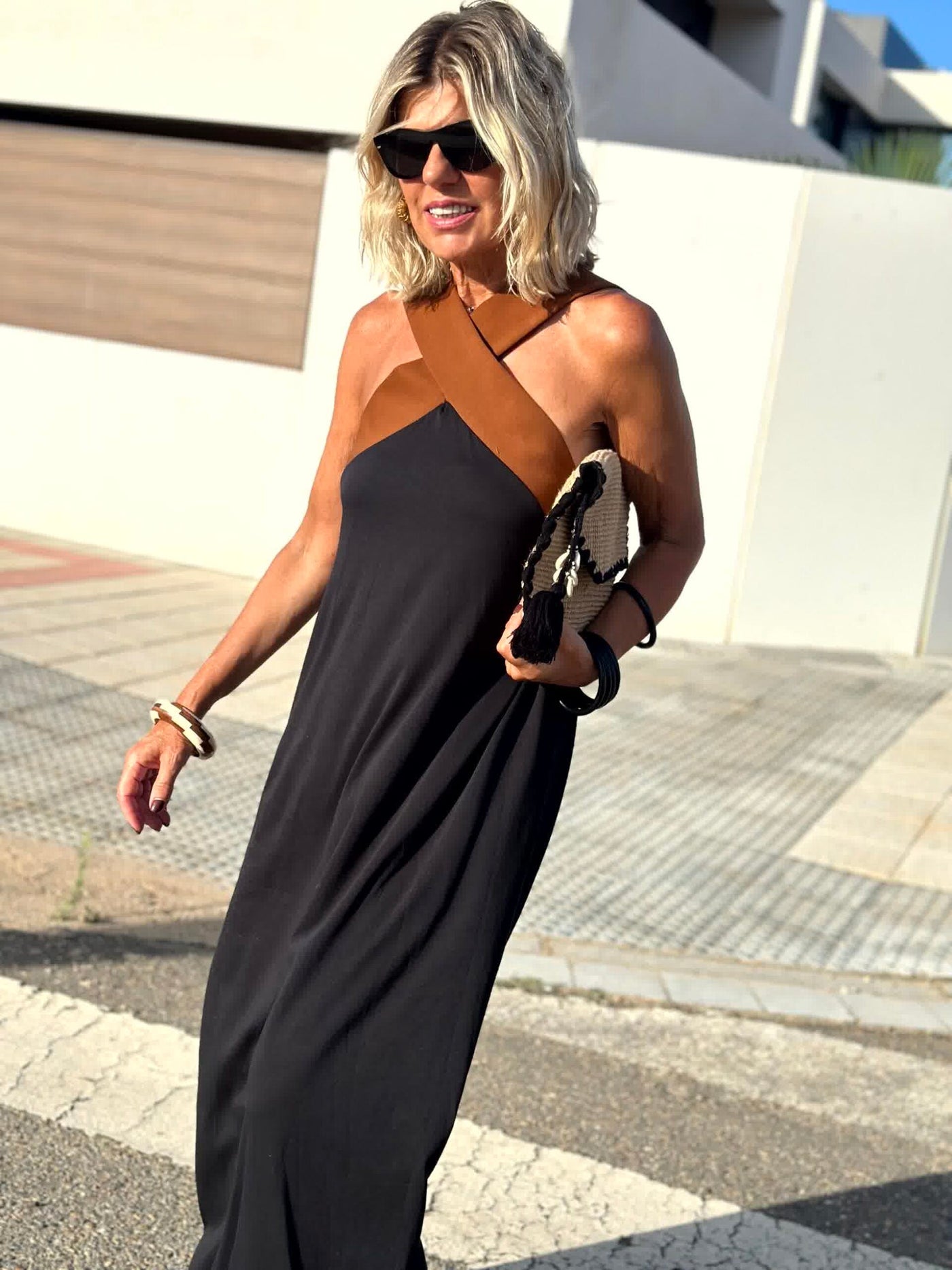 Sienna | Backless Cross-Neck Elegant Dress