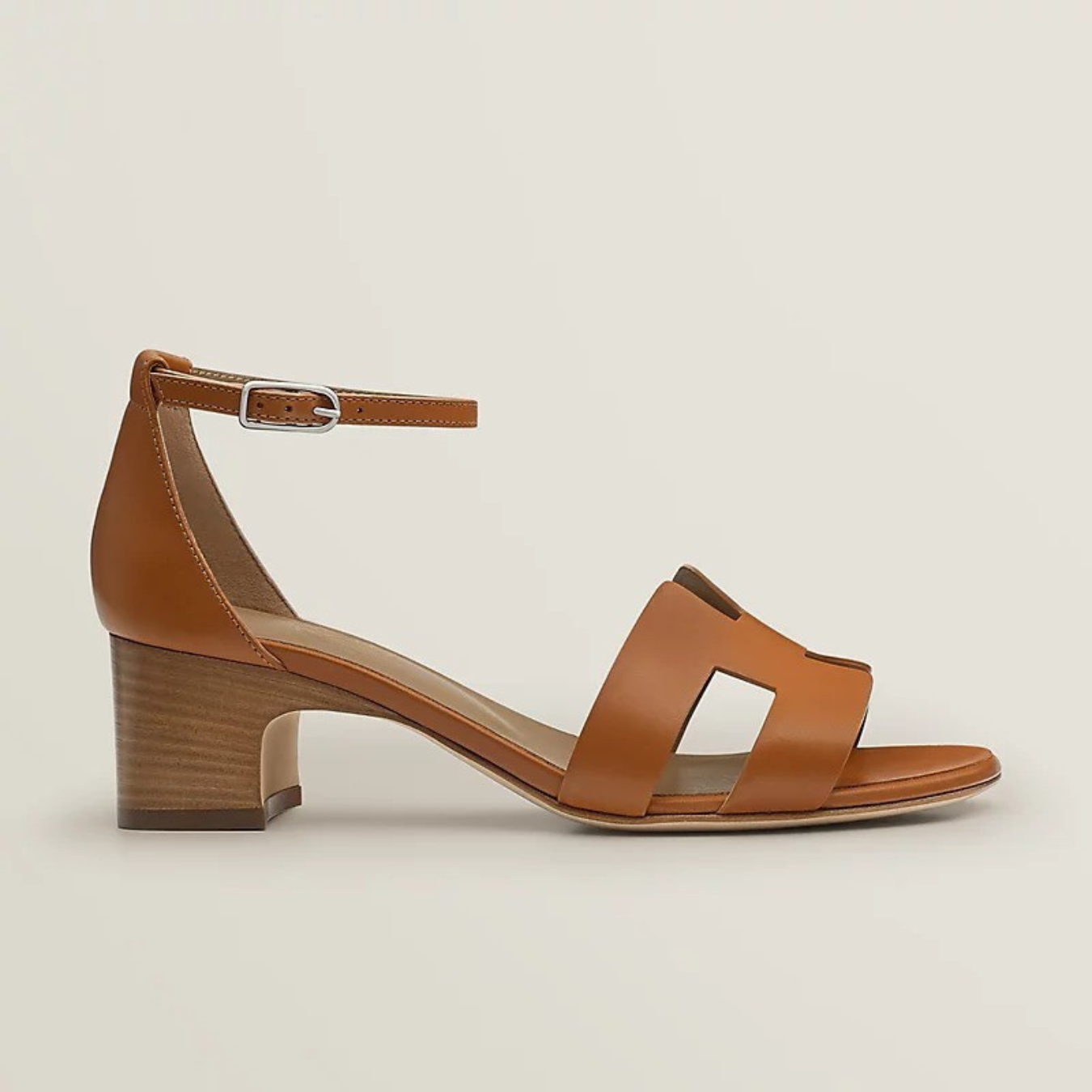 CHLOÉ | Elegant Summer Sandals
