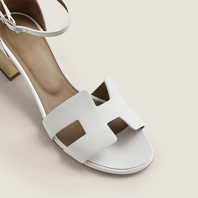 CHLOÉ | Elegant Summer Sandals