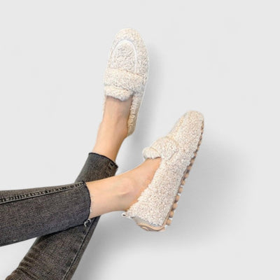 Aveline | Warm Slippers with Elegant Design