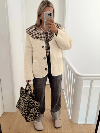 Lillia | The Cozy Fleece Button Jacket