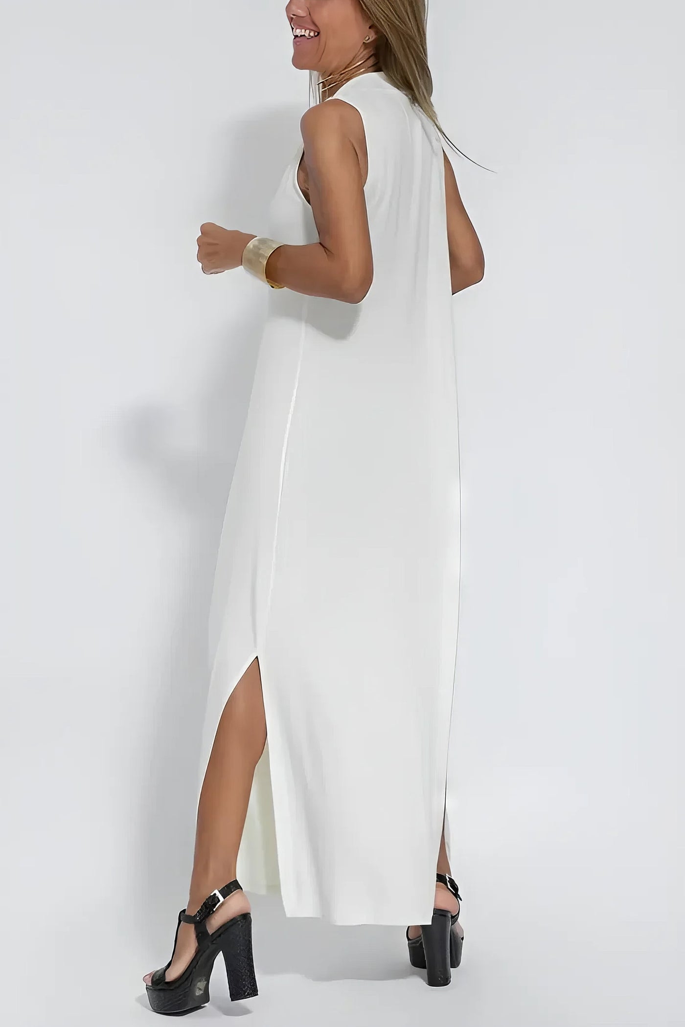 Elise | Sculpting V-Neck Elegant Maxi Dress